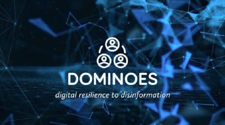 dominoes-caja